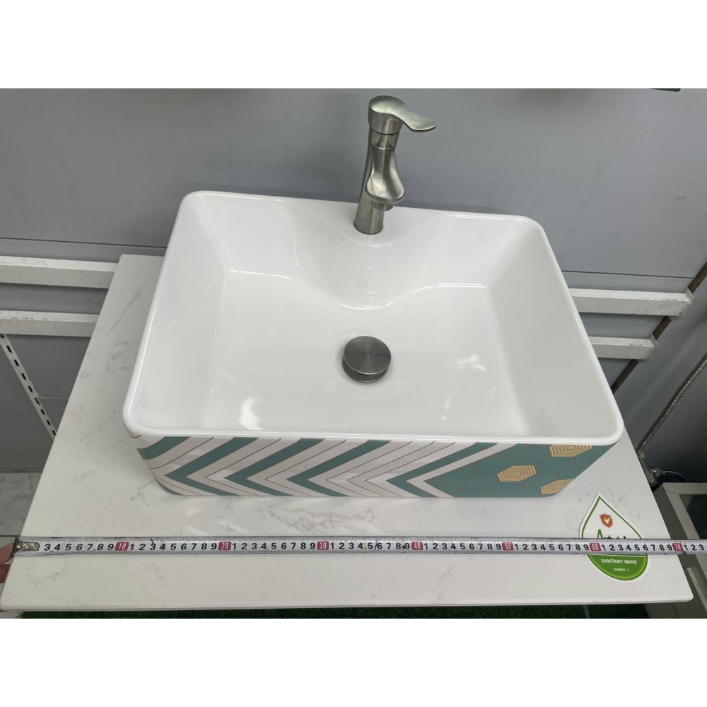 LAVABO CHẬU SỨ HOA VĂN TRẮNG KẺ XANH - 8010